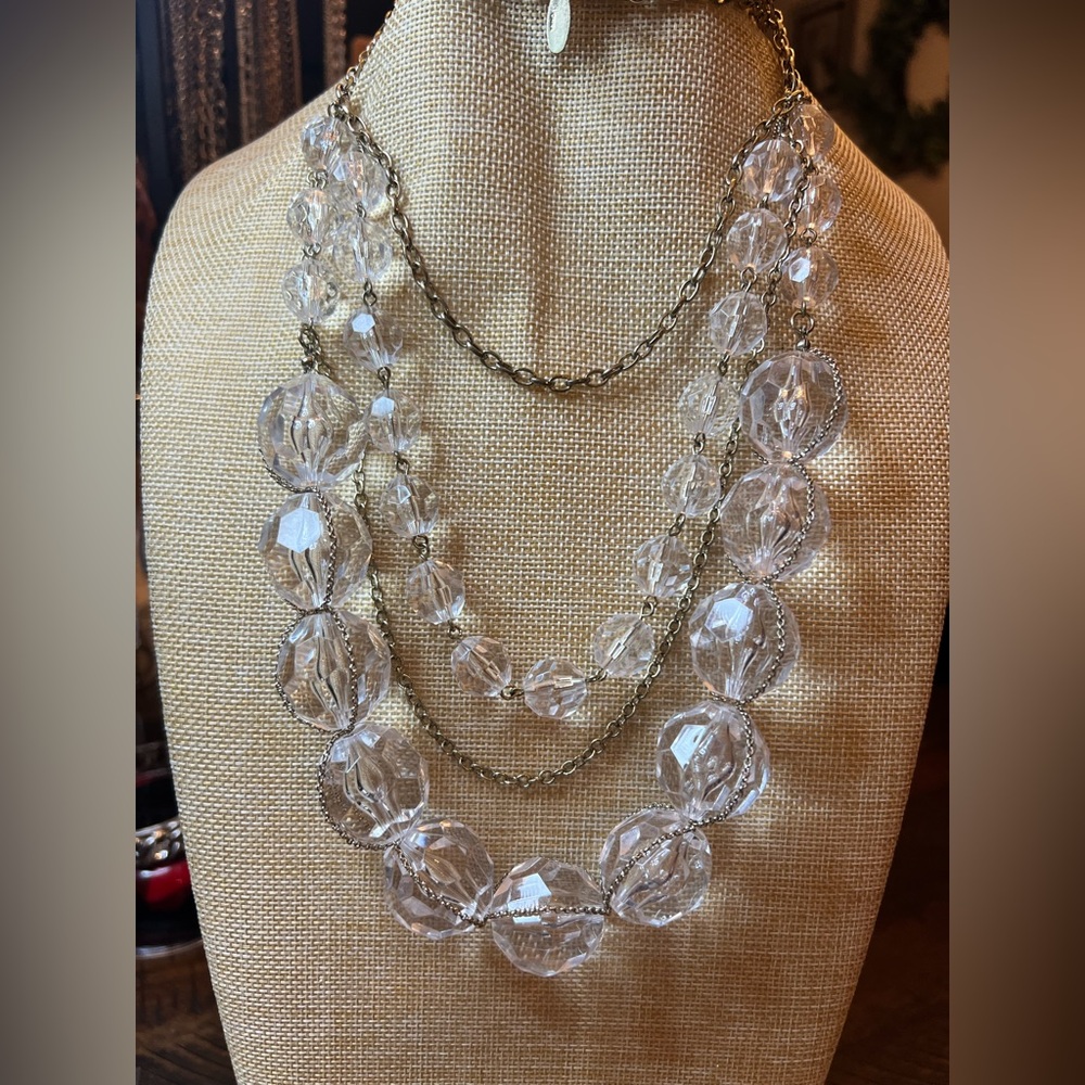 💐💖🍀Wendy Williams Gold Chain Clear Lucite Layered Necklace